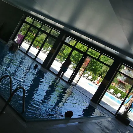 Apartament Pod Zurawiem Apartmán *